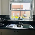 Дом отдыха Sunrise With On-site Swimming And Sauna Файли