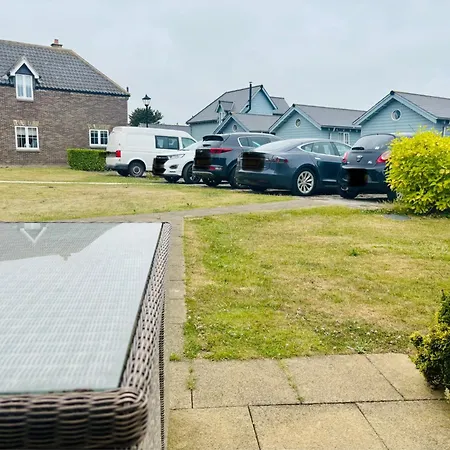 Sunrise With On-site Swimming And Sauna Filey