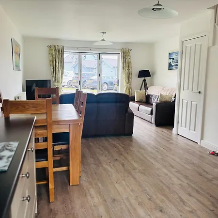 Sunrise With On-site Swimming And Sauna * Filey