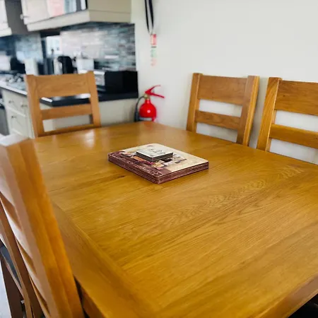 Sunrise With On-site Swimming And Sauna Vakantiehuis *