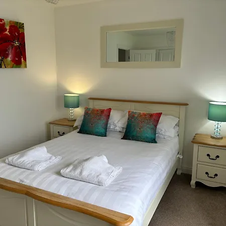 Sunrise With On-site Swimming And Sauna * Filey