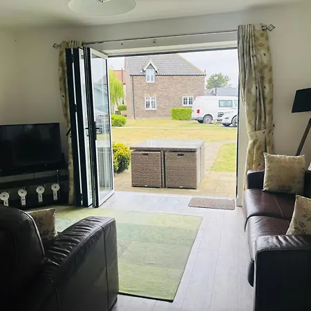 Sunrise With On-site Swimming And Sauna 度假居