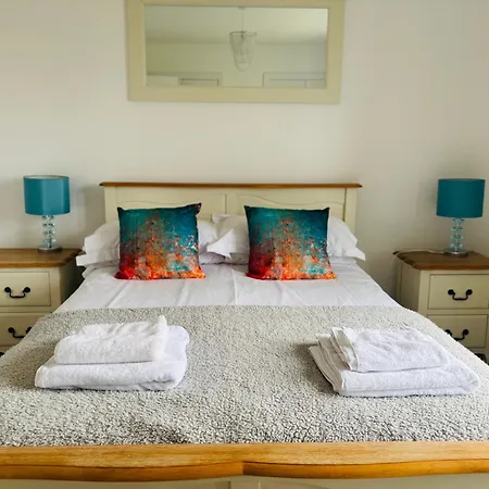 Sunrise With On-site Swimming And Sauna 度假居